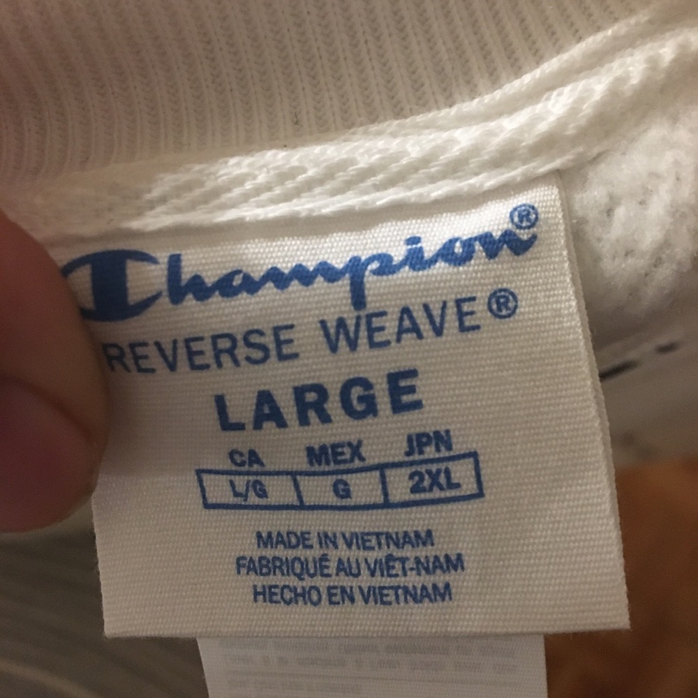 Champion sweater - Picture 2 of 3